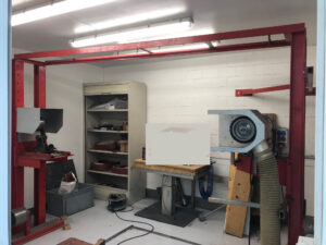 123_Schleifraum Eigenfabrikat